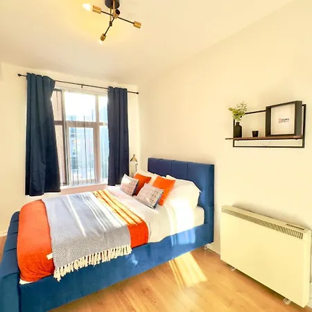 Rooms Near Me - Last Min! Private Place Smarttv Kitchen Parking King & Sofa Bed Halesowen Exterior photo